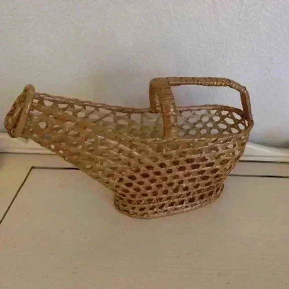 1950s wicker wine holder - Picture 3 of 9